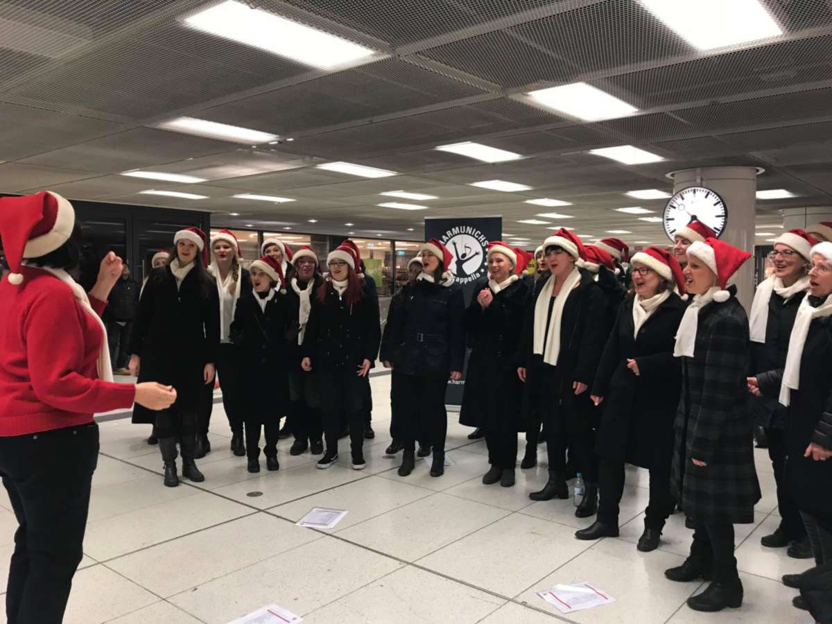 Christmas Caroling 2018